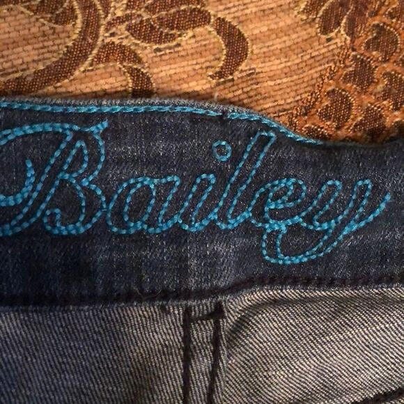 Delias Bailey distressed Jean shorts size 9/10 - Picture 3 of 5